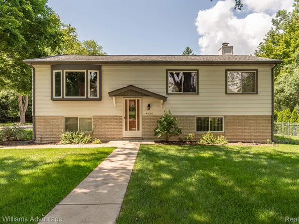 4460 Welland Dr, West Bloomfield, MI 48323