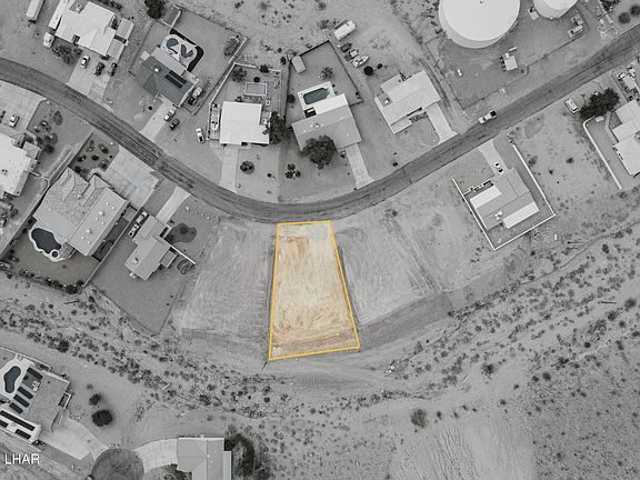 5th image of 3801 Yucca Dr Lot 26