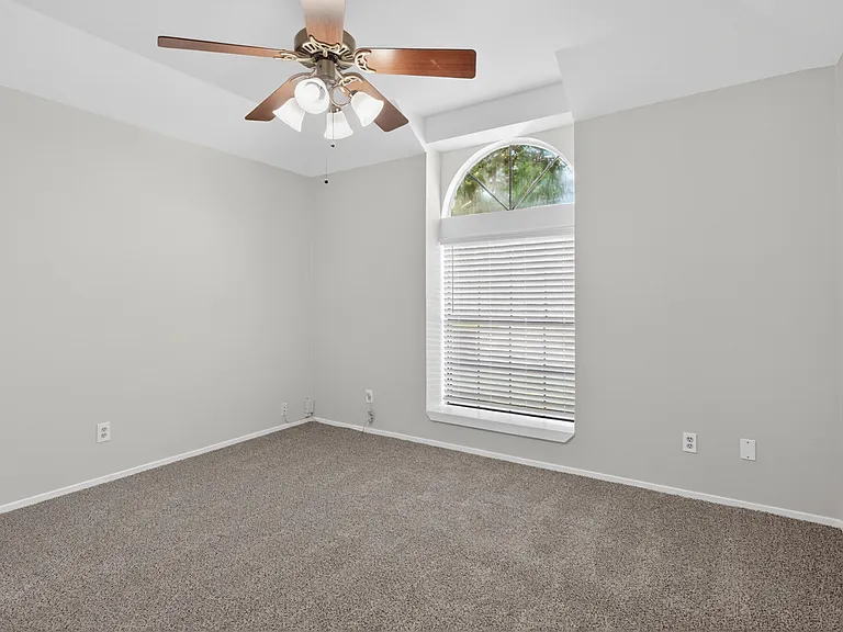 5301 Tartan Cir — Photo 20
