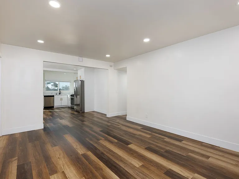6283 Lorca Dr — Photo 5
