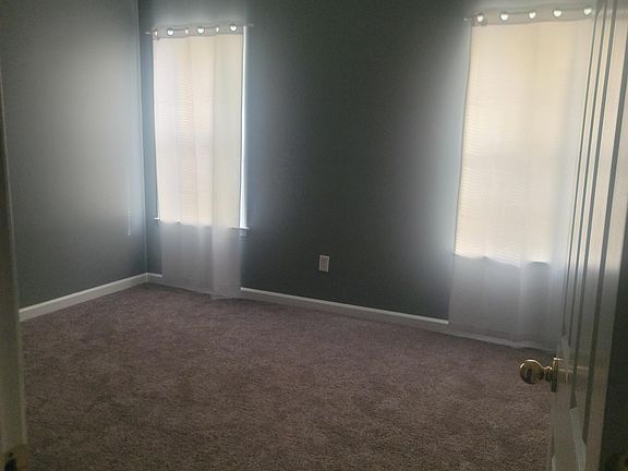 3rd image of 7596 Easterly Ln