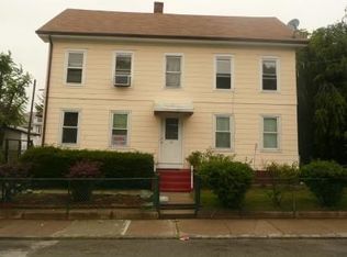 45 Merrick St, Pawtucket, RI 02860