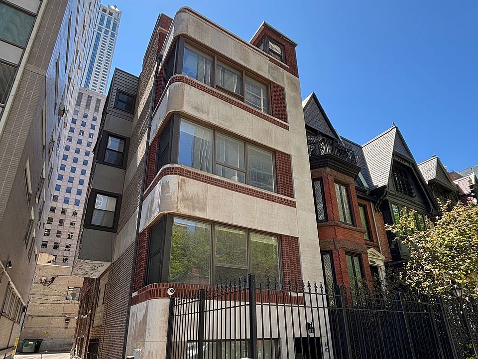 1st image of 117 E Bellevue Pl #1