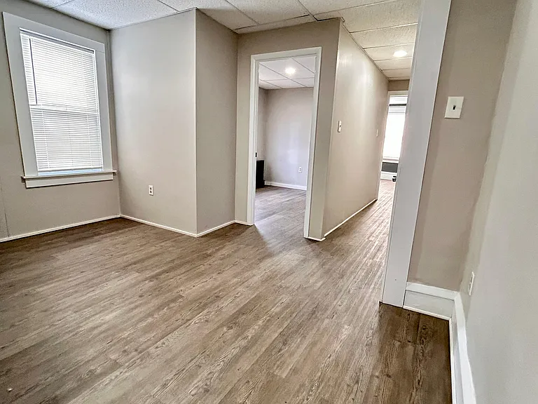42 E Main St #2 — Photo 1