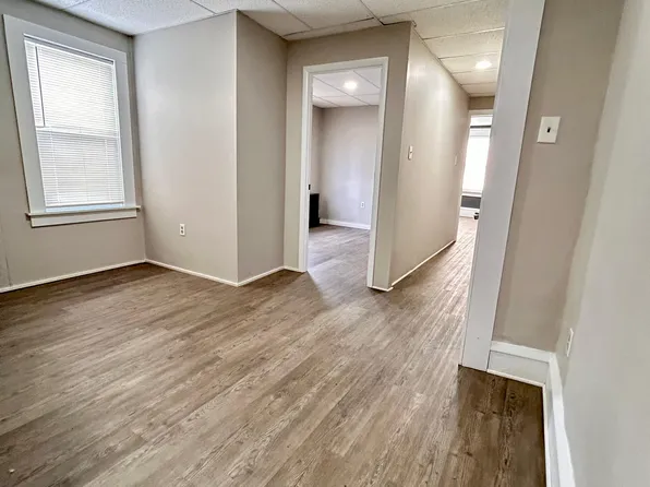 42 E Main St APT 2, Wilkes Barre, PA 18705