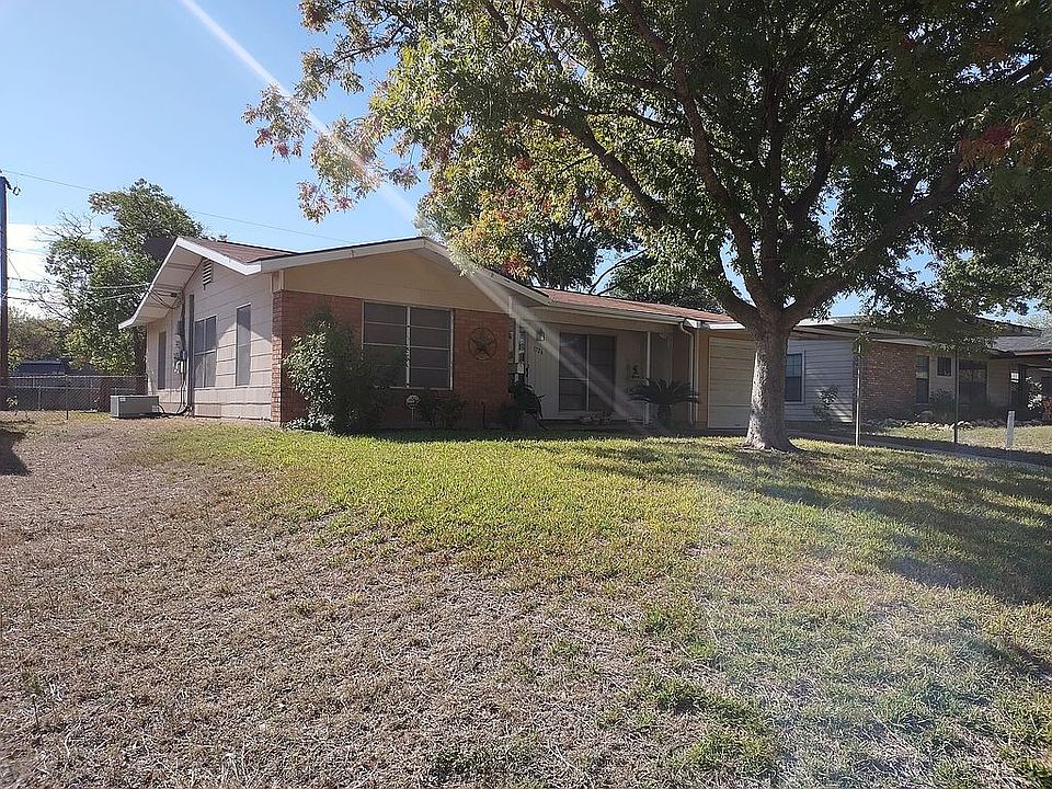 1st image of 1726 Farwell Dr