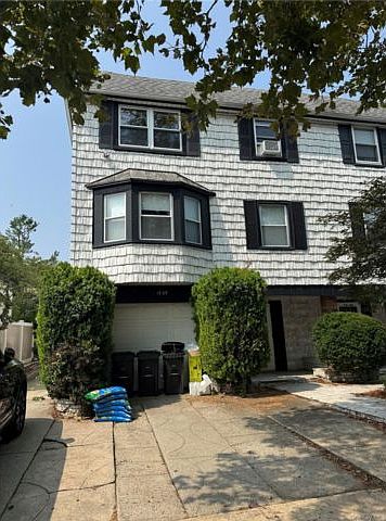 1st image of 1568 Waters Edge Dr