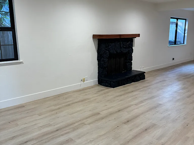 6821 Havenhurst Dr — Photo 31