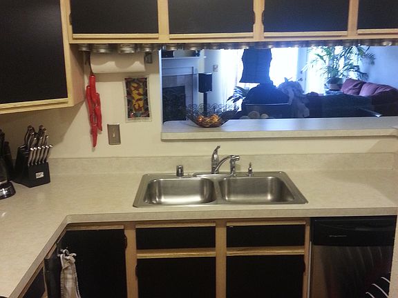 2nd image of 901 Harbor House Dr Unit 6