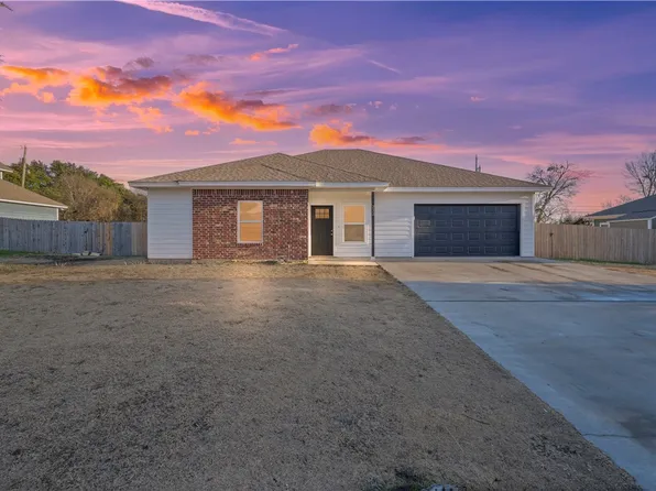 212 W Greenbriar St, Waco, TX 76706