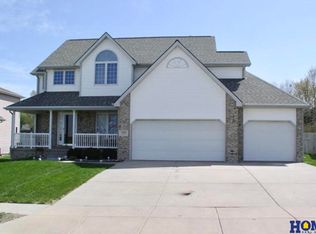 3130 S 79th St, Lincoln, NE 68506