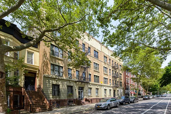 Rented by Keller Williams NYC | media 26