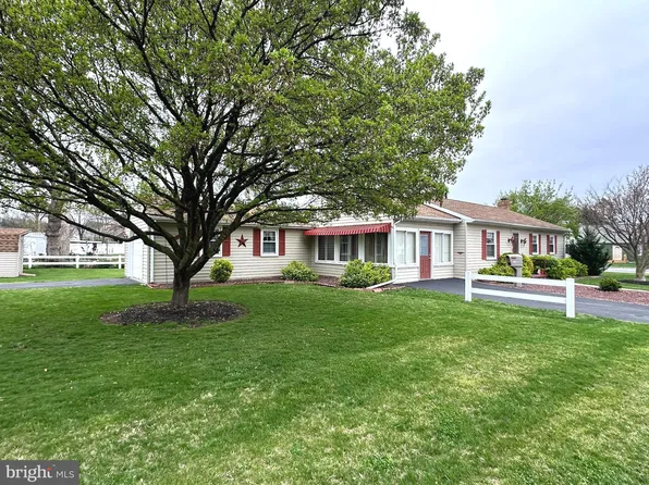 209 Keagy Ave, Hanover, PA 17331