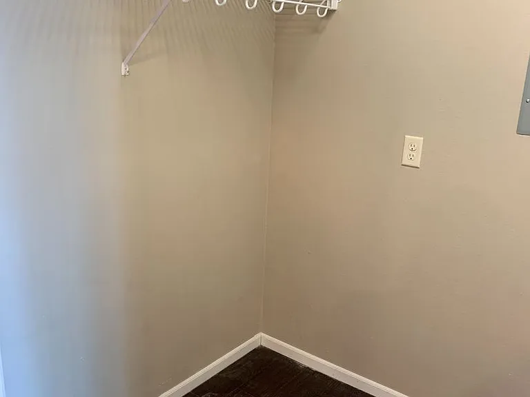 Aspen Trail Apartments — Photo 97