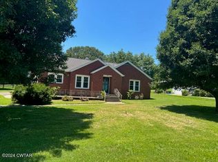 738 N Main St, Dyer, TN 38330