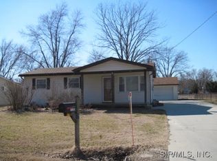 15369 Humbert Rd, Brighton, IL 62012
