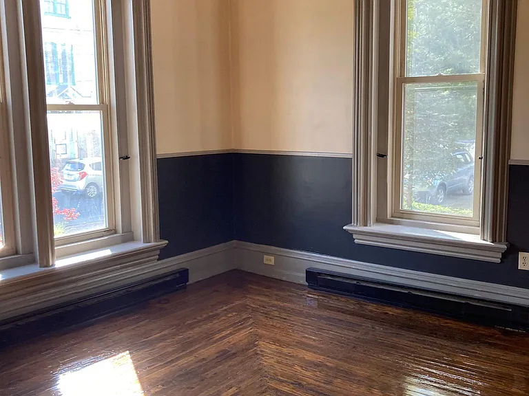 330 Mulberry St #1 — Photo 3