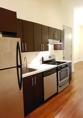 Rented by Signature Property Realty | media 3