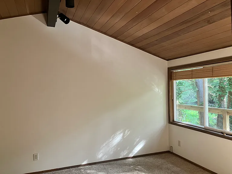 16055 State Highway 305 NE — Photo 18