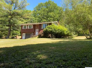 41 Frese Rd, Hudson, NY 12534