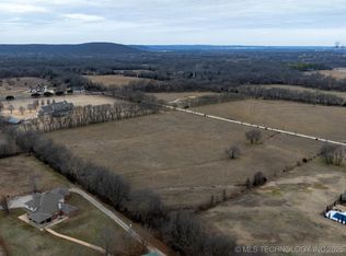 W 2262nd Dr, Bartlesville, OK 74006