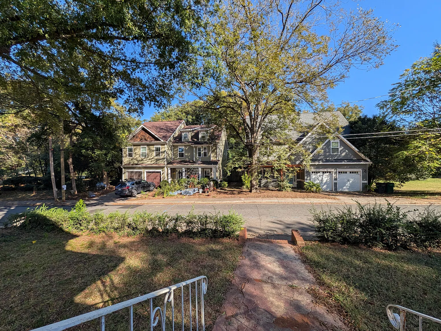 5 bed, 1890 sqft, $2,995 — Photo 3