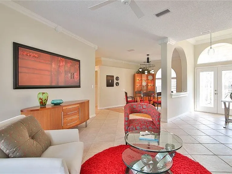 8920 Grey Oaks Ave — Photo 10