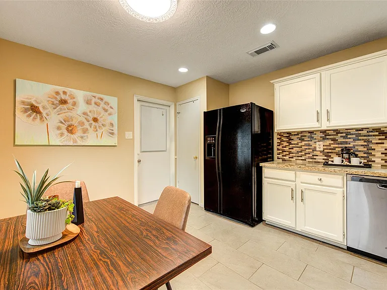 7023 Brockington Dr — Photo 22