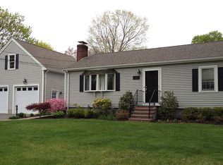 17 Edwards Rd, Natick, MA 01760