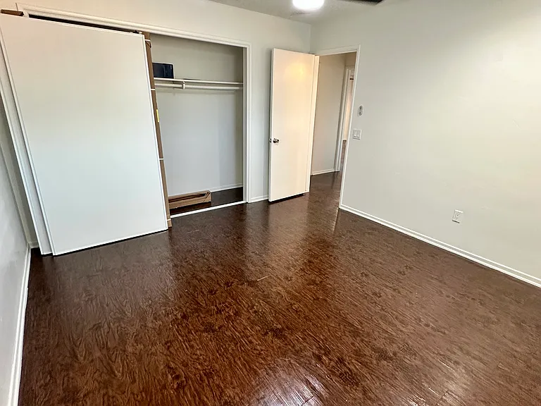 9268 Andrew St — Photo 20