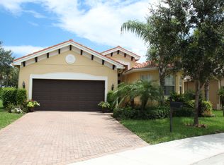 6907 Del Mar Ter, Naples, FL 34105