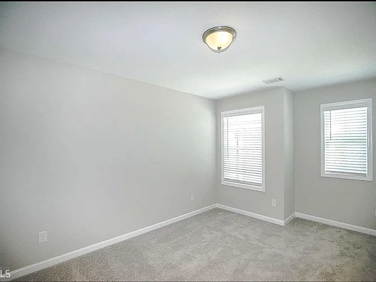679 Lansing Grove Way — Photo 17