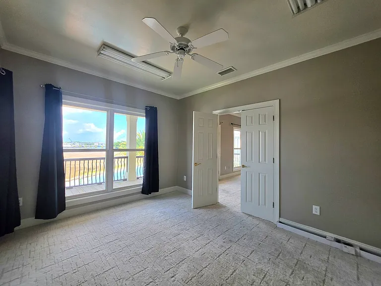26858 Martinique Dr — Photo 35