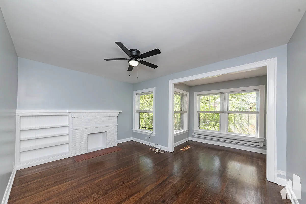 2 bed, 1.0 bath, $2,470 — Photo 1