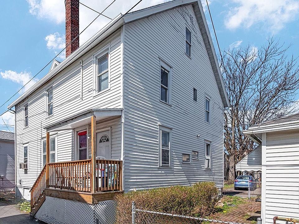 1st image of 853 Lords Ct