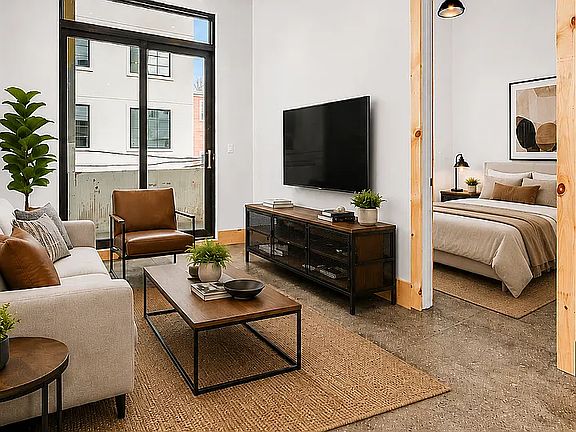 4th image of 255 18th St APT 202