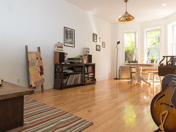 4th image of 250 Lefferts Ave