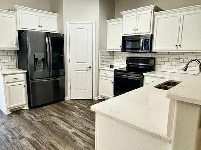 506 El Dorado Dr — Photo 4