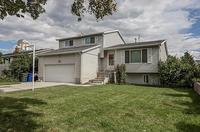 1st image of 3369 S Squirewood Dr