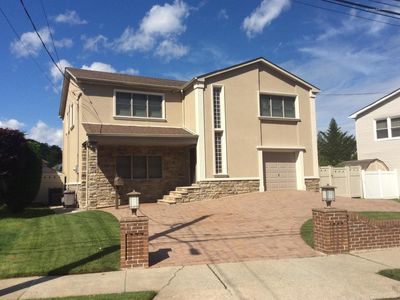 101 Medford Rd, Staten Island, NY, 10304