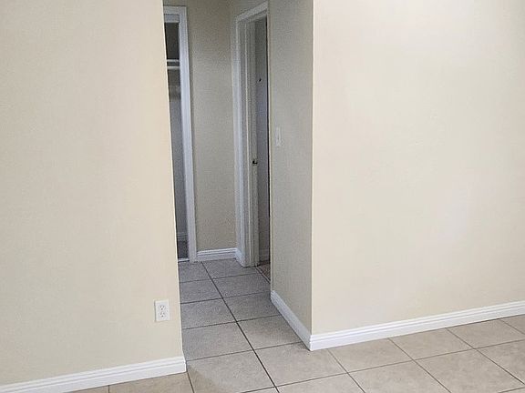 2nd image of 4060 Watkins Dr #5