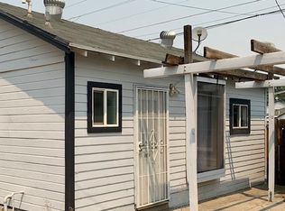704 Kern St #A, Taft, CA 93268