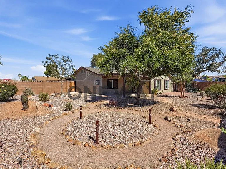5749 S Farmer Ave — Photo 38