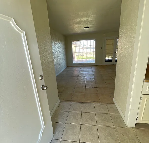 3405 Olympic Ave — Photo 20