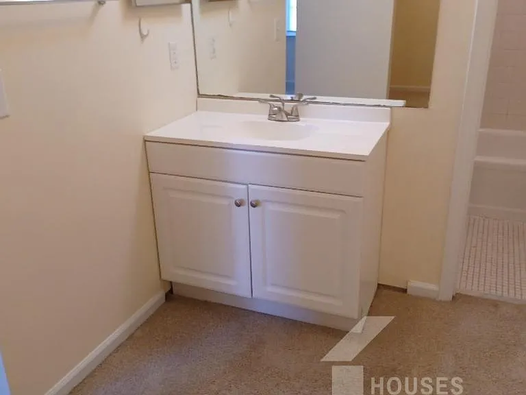 55 Summercreek Dr — Photo 17