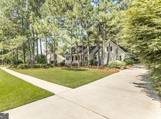 229 Clinton Crossing Dr, Gray, GA 31032