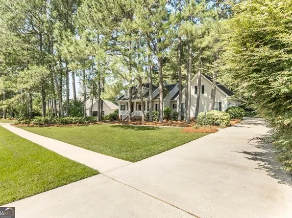 229 Clinton Crossing Dr, Gray, GA 31032