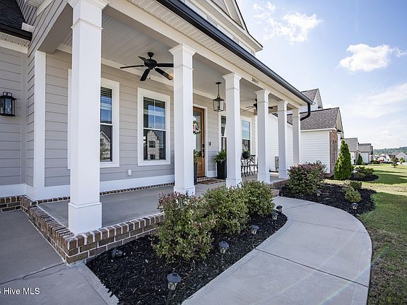 4th image of 3057 Rosewood Drive