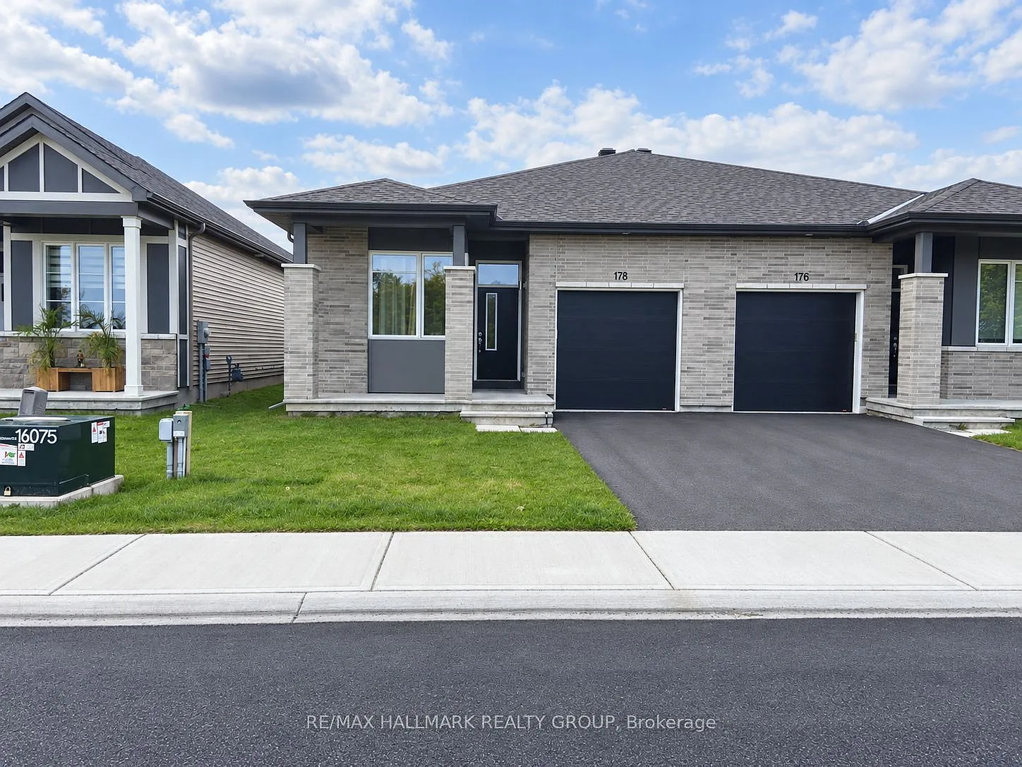 2 bed, $2,700 — Photo 1