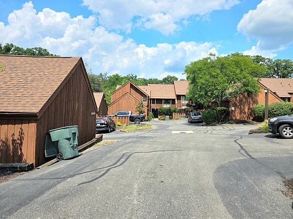 4th image of 4936 Wintersong Ln